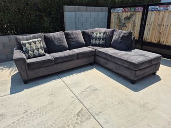 Two piece //  L shape sectional in good condition  // smoke-free,  pets free,  very clean