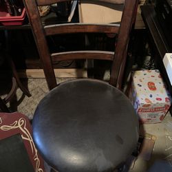Bar stools (3 Of Them)