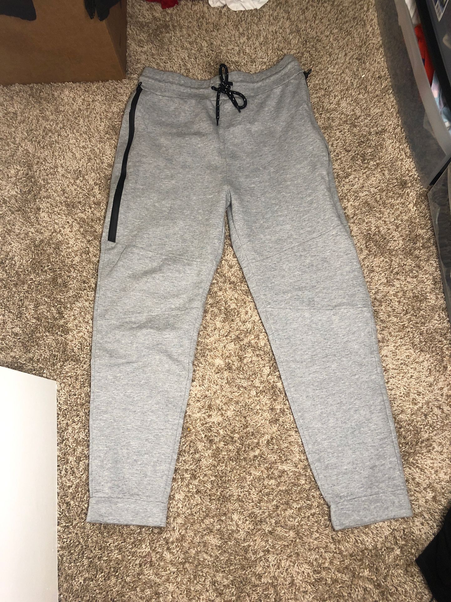 Men’s joggers