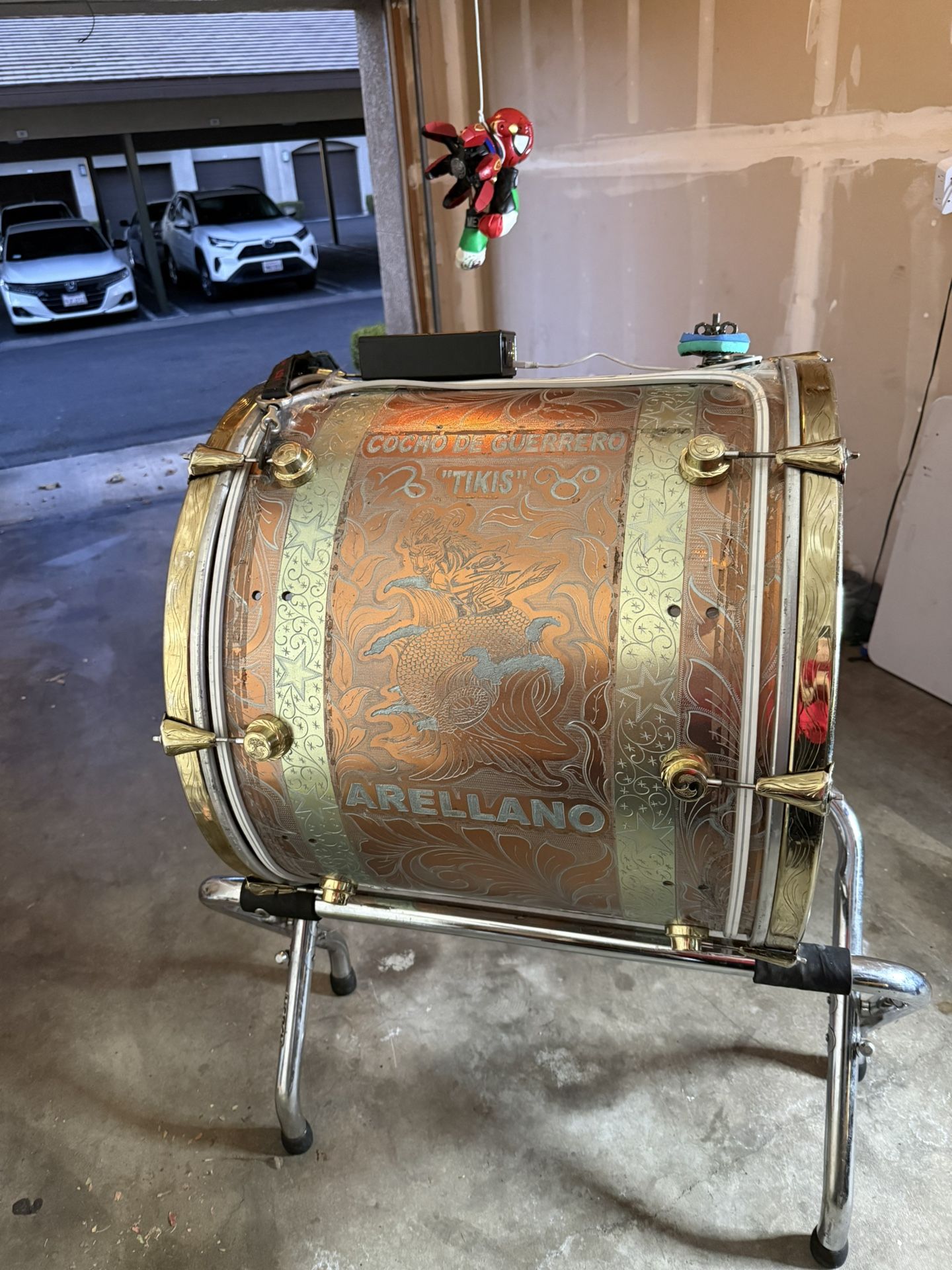 Tambora 24x24 14 Afinadores Por Lado Plato Paiste 24" Y Base Herch Para Tambora