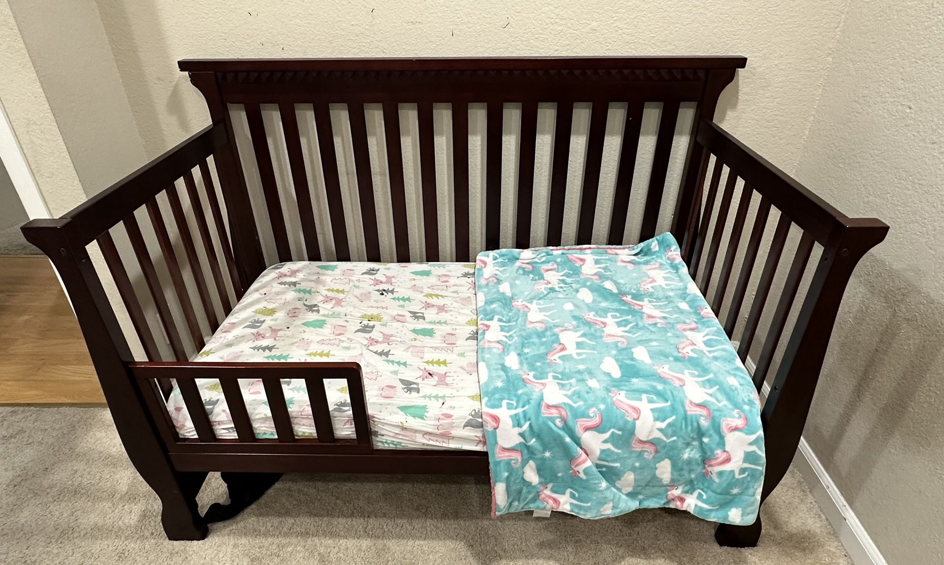 Infant To Toddler Convertible Crib and Organic mattress