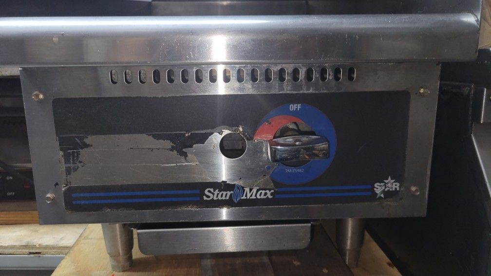 Starmax-Gas- 18inch Flat Grill