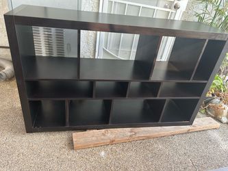 Entertainment center