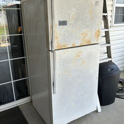 Free Working Refrigerator 