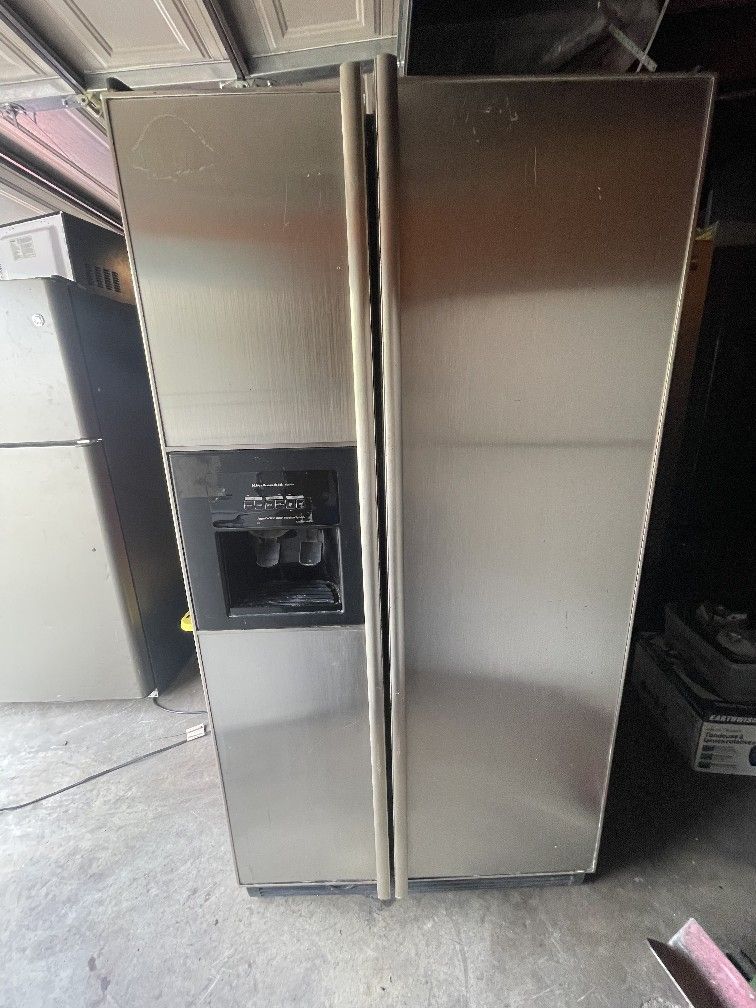 Refrigerador Good Condition 3 Months Warranty Delivery Aviable