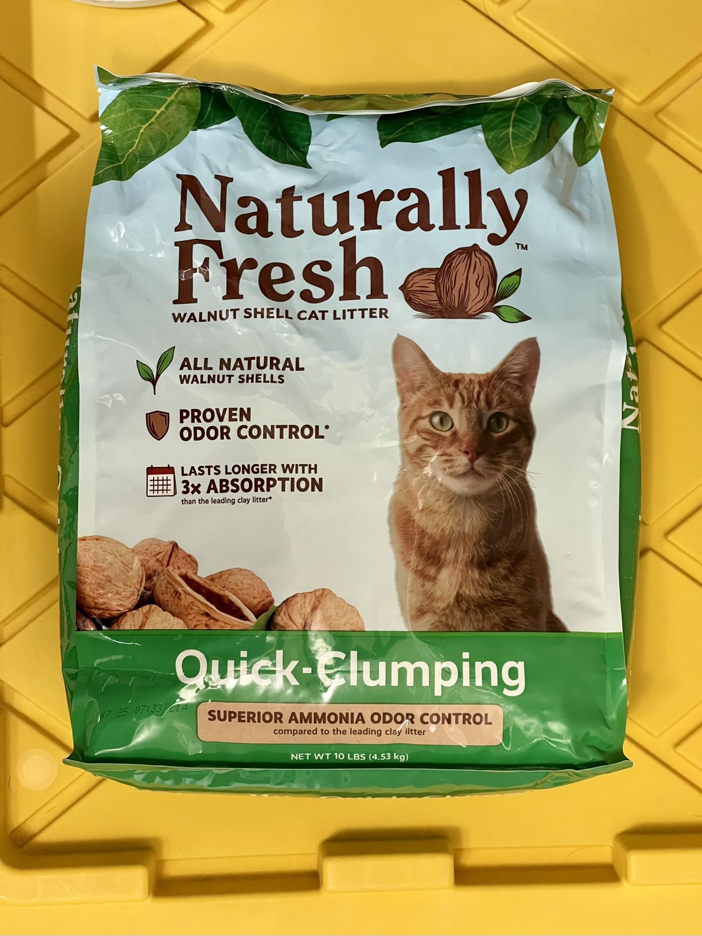 New Naturally Fresh Clumping Cat Litter Made Of Walnuts 10 lbs