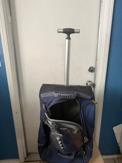Rolling Wheeled Duffel Bag with Telescoping Handle