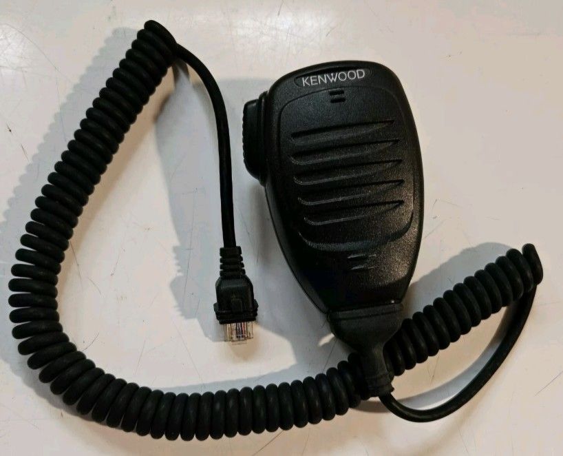 KENWOOD OEM KMC-35 Microphone Standard Dynamic Mobile Radio 8 Pin Speaker Mic