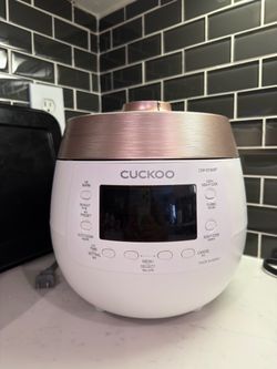Cuckoo CRP-RT0609F Rice Cooker