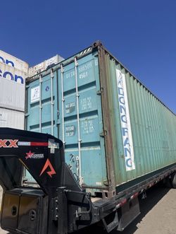 20ft And 40ft Used Shipping Container Available In Pixley