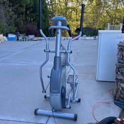 Nautilus Elliptical Trainer