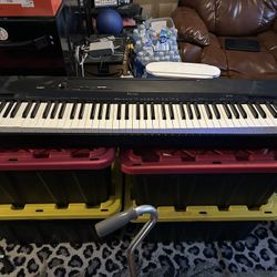 Casio Privia Digital Piano PX-160bk Keyboard Ship Damage