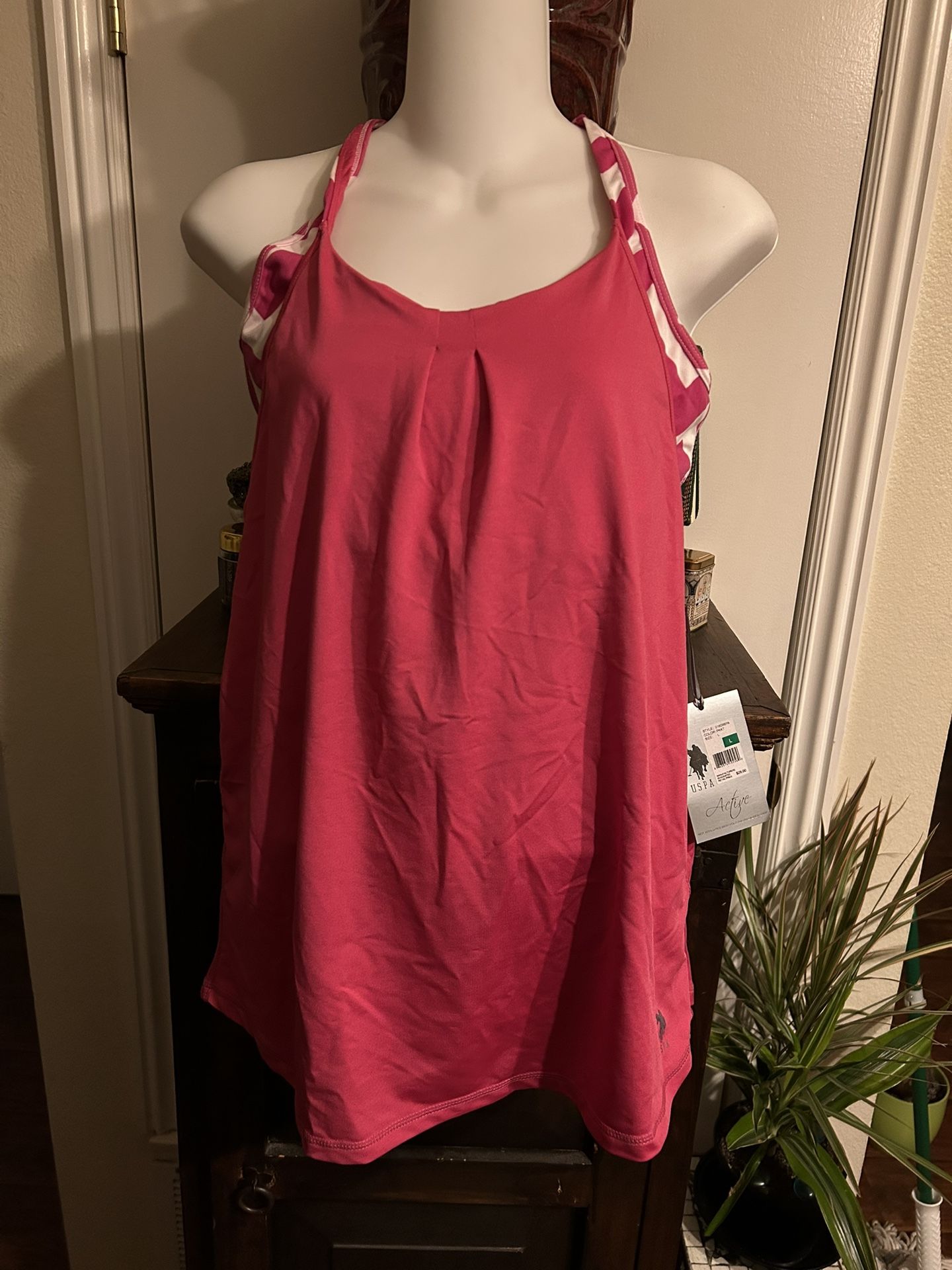 New Sports Woman Top