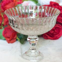 9 Compote Vases Centerpieces
