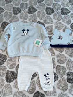New Disney baby 6-9 month’s baby boy outfit