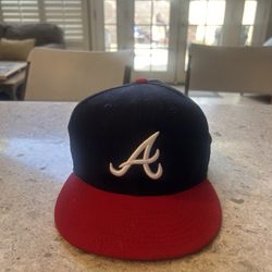 fitted hat