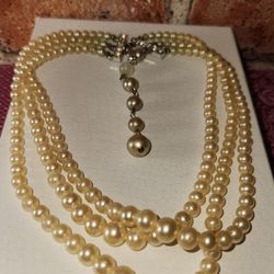 #1818 AKOYA JAPANESE CULTURED PEARLS CHOQUER, 8.5"IN
