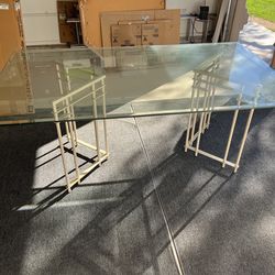 Glass Dining room table