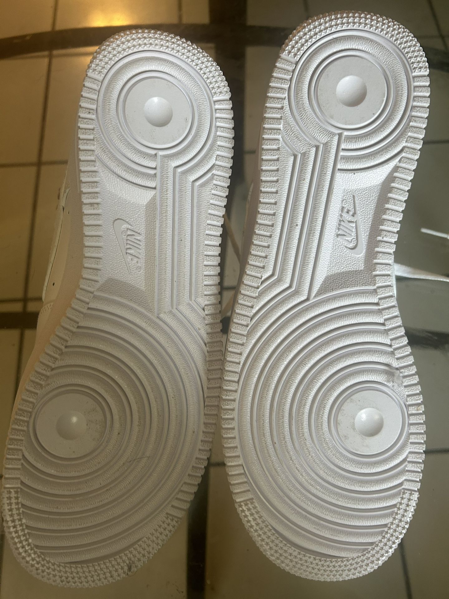 White Air Force 1
