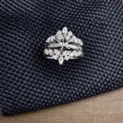 14K White Gold Diamond Ring – wedding wrap around 7.9grams (Ready for Center Stone)size 6