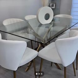 Dining Room table and 4 chairs