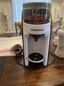 Baby Brezza Bottle Maker