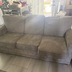 Pull out Couch - Lazy Boy