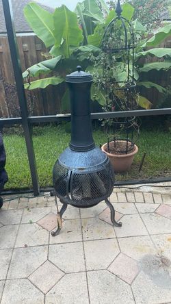 Fire pit chimney