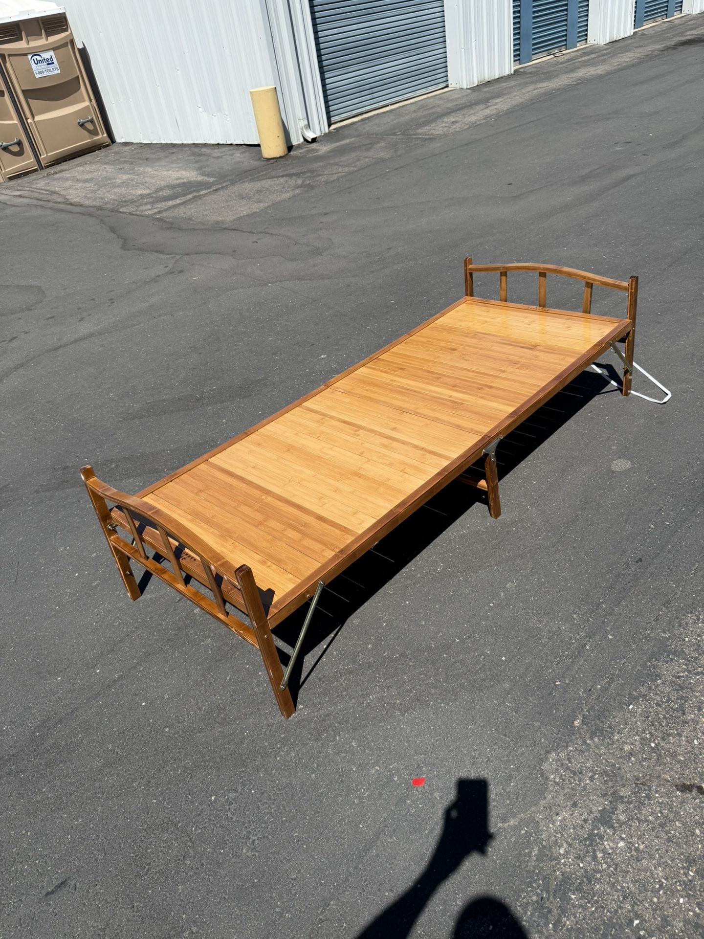 NEW FOLDING BAMBOO BED