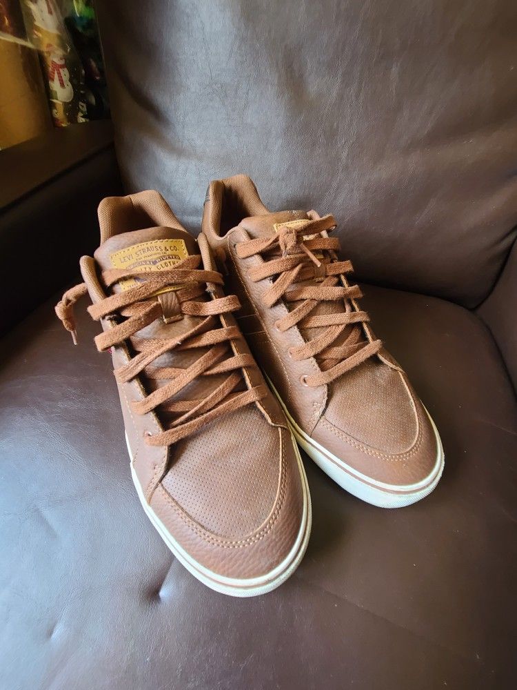 Levi's Men's Turner Tumbled Waxed Sneakers