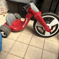 🎉 Kids Play Bundle – Soft Blocks, Chairs, Trampoline, Ride-Ons & More! 🎉