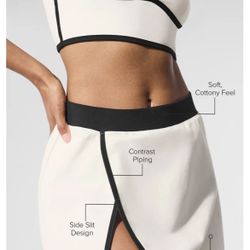 SELL TODAY - Women’s BRAND NEW ALO Airbrushed Streamlined Skirt Sz MEDIUM