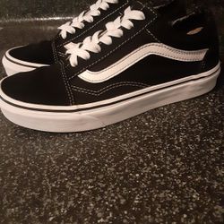 Vans womens 6 Good Condition 