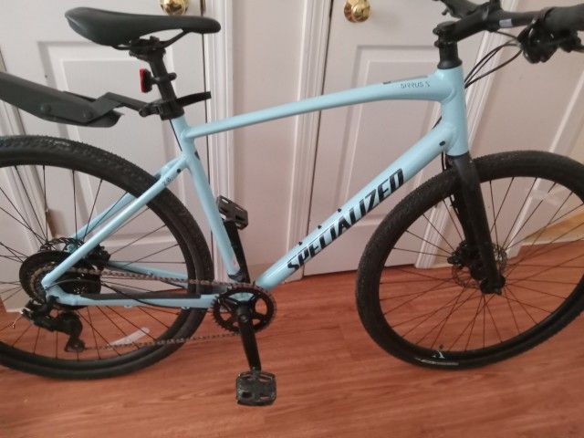 Brand New 2023 Specialized Babyblue Sirrus 2.0 Dual Disk Brakes