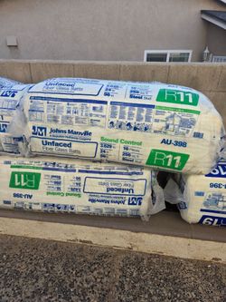 R11 insulation $30 a bundle