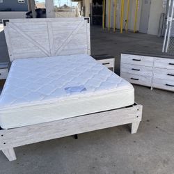 Queen Bedroom Set 