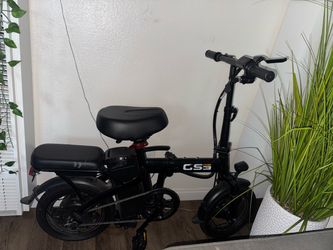 48V 15Ah Folding Electric Bike — 1 Month Old — $400 OBO