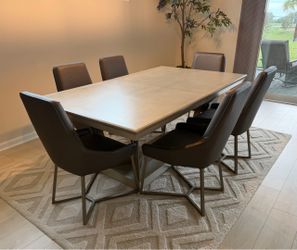 Dining room table