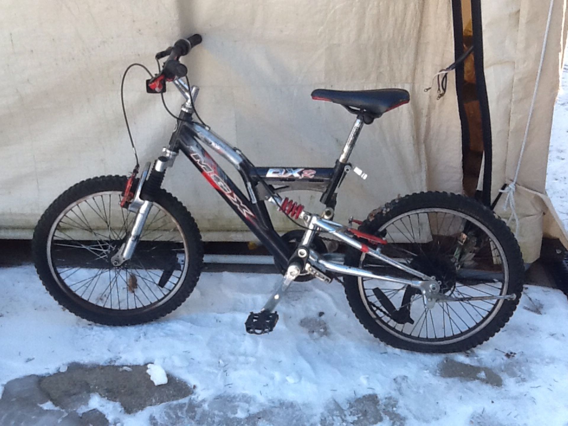MGX DXR mongoose 20" tires 7 Speed