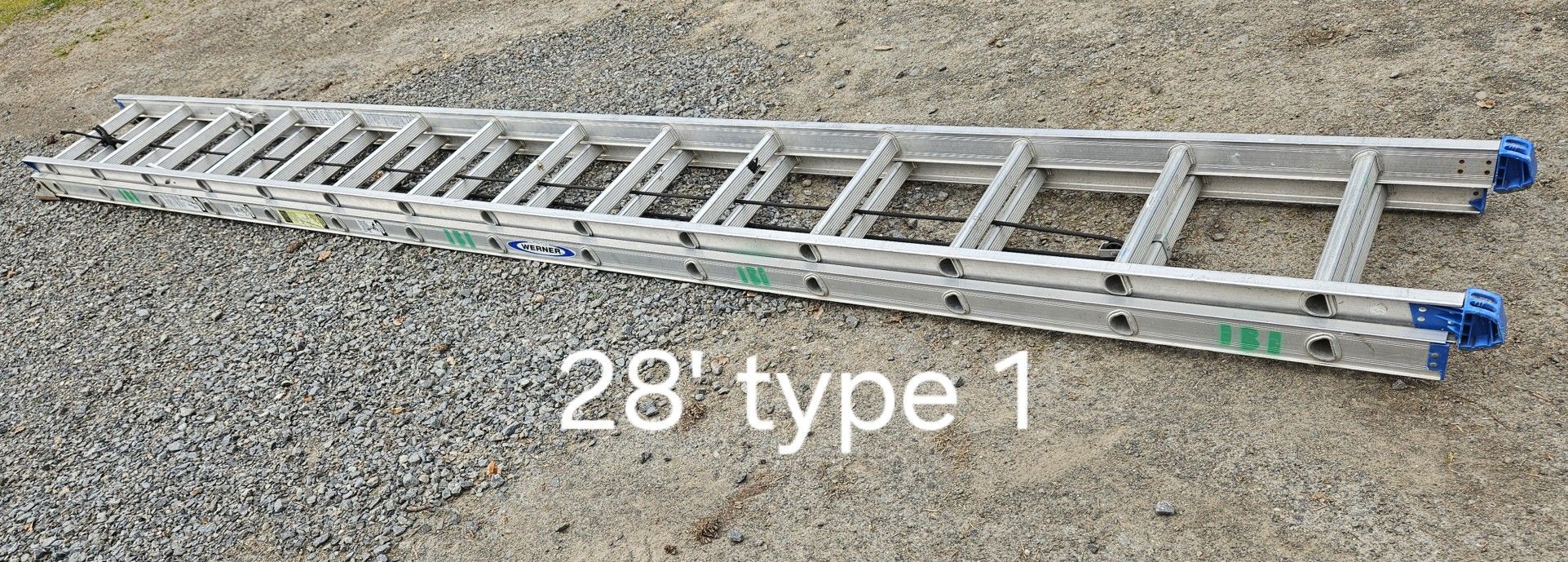 28' Werner aluminum ladder-type 1(250#)