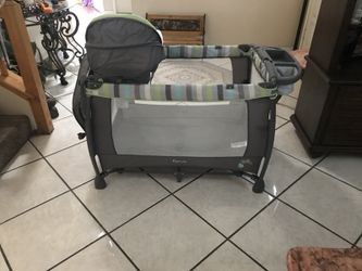 Portable crib & infant sleeper