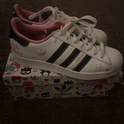 Hello Kitty Adidas