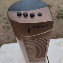 Little Oscillating Fan Tower Perfect For Small Spaces