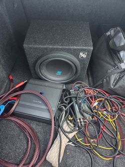 Alpine 8 inch subwoofer amp and lc21 loc