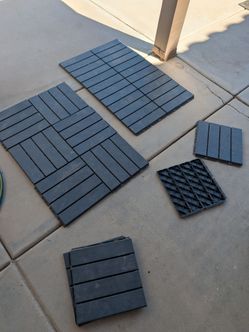Goovilla plastic interlocking deck tiles