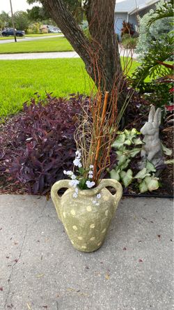 artificial plant/pottery