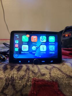 Planet Audio single din stereo with 7 inch floating screen