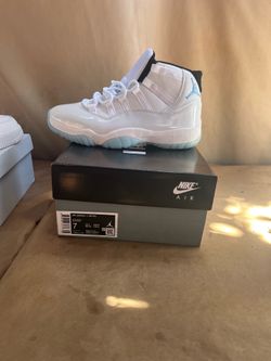 Jordan 11 retro legend blue size 7
