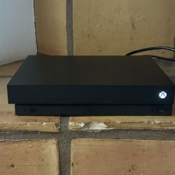 Xbox One X 5gb