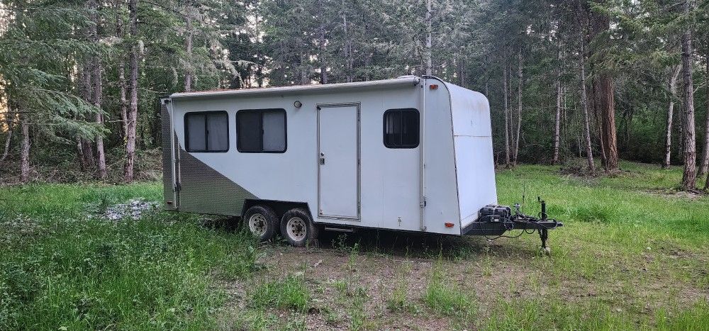 1994 Trailers Unlimited Toy Hauler